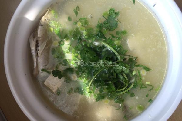 鲫鱼炖豆腐的做法图解7