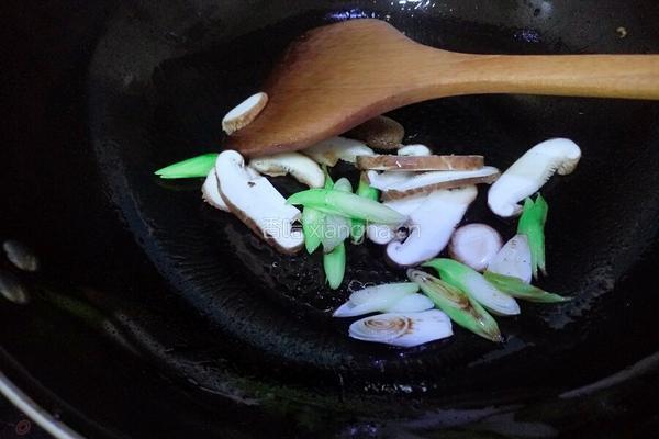 青菜鱼丸面的做法图解5