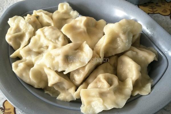 芹菜猪肉馅饺子