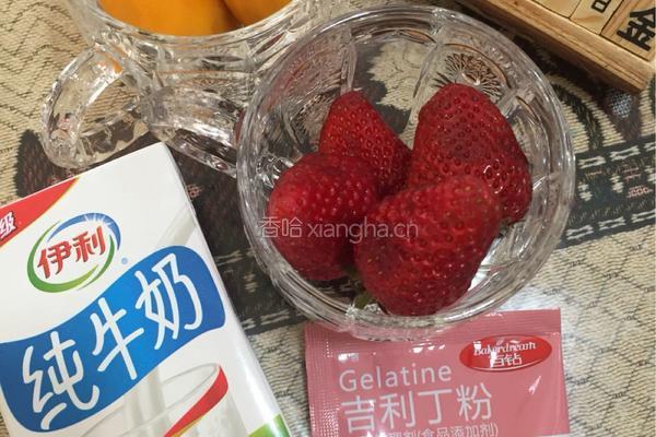 三色布丁果冻的做法图解1