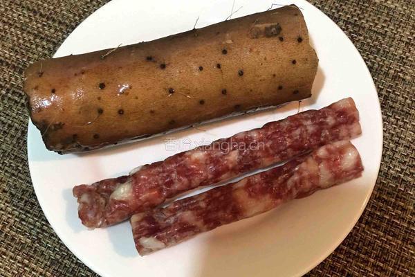 淮山蒸腊肠的做法图解1