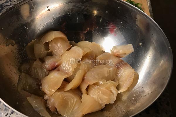 番茄炖鱼的做法图解2