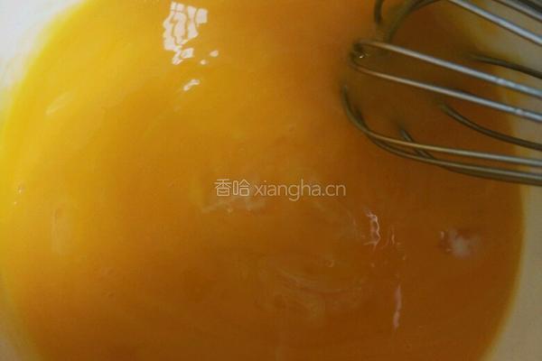 绿色戚风蛋糕的做法图解2