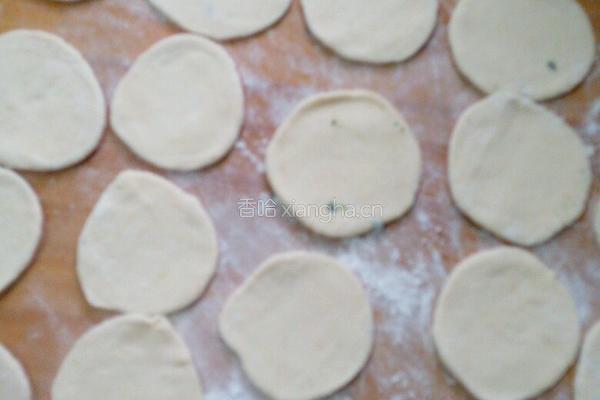 荠菜饺子的做法图解4