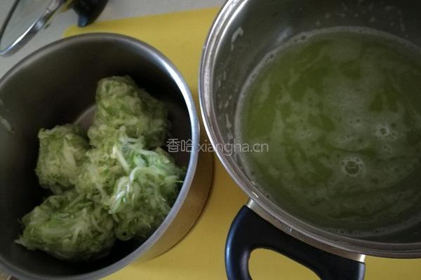 锅贴的做法图解4