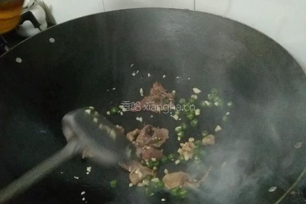 豆干榨菜炒肉的做法图解3