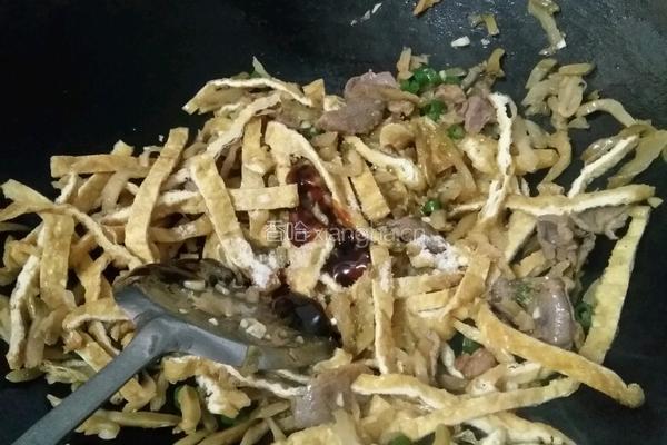 豆干榨菜炒肉的做法图解6