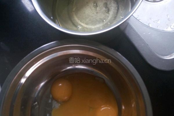 戚风蛋糕的做法图解2