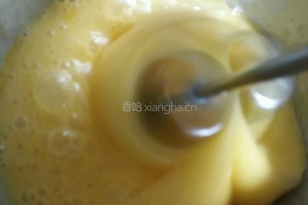 纸杯蛋糕的做法图解3