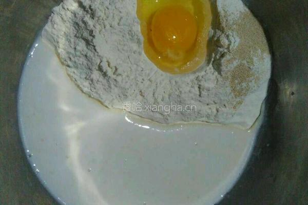 奶香油饼的做法图解1