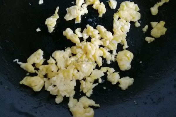 素馅儿水饺的做法图解1