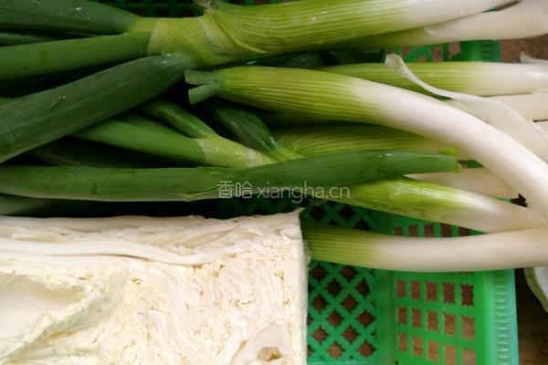砂锅豆腐的做法图解1