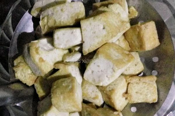 胡萝卜炒豆腐的做法图解4