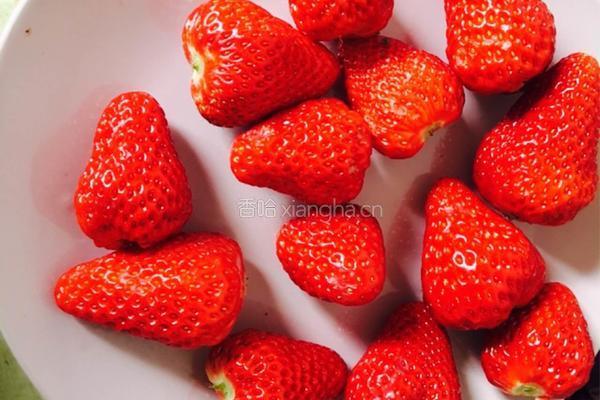 紫薯草莓球的做法图解3