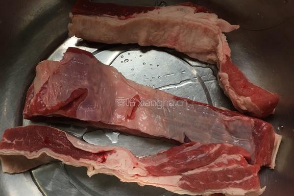 咖喱土豆牛腩的做法图解1