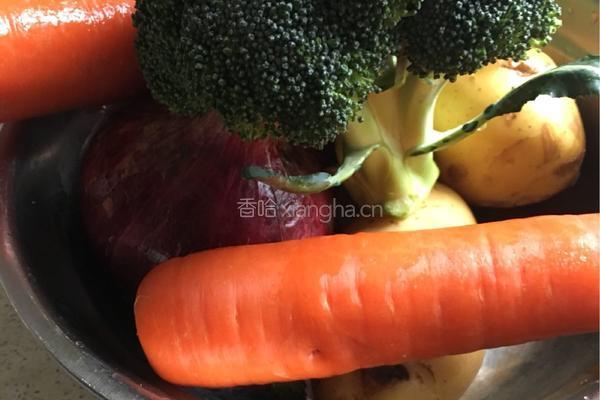 咖喱土豆牛腩的做法图解3