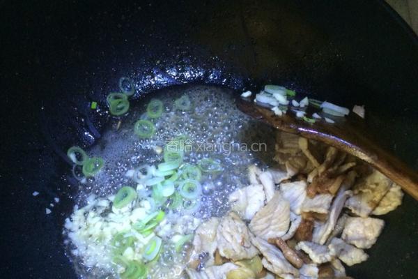 豆角炒肉蒸面条的做法图解4
