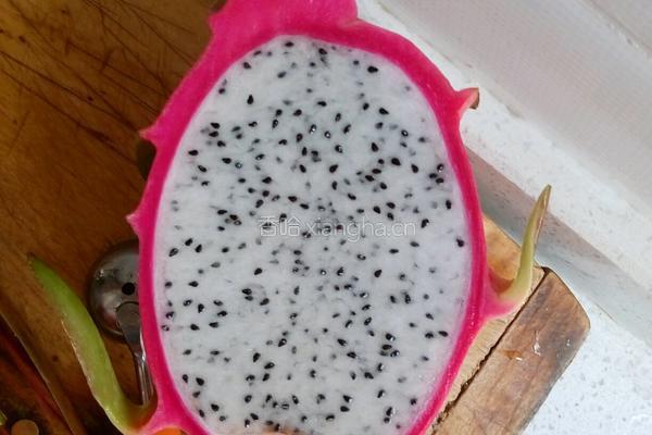 水果拼盘的做法图解1