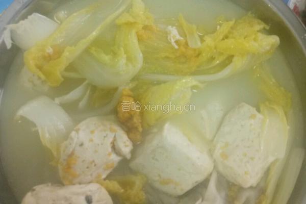 鲫鱼白菜豆腐汤