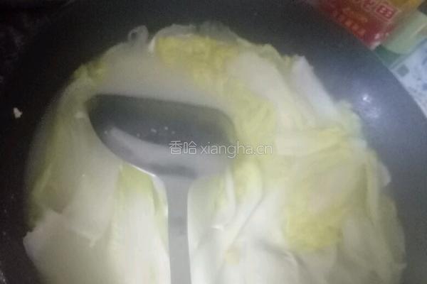 鲫鱼白菜豆腐汤的做法图解6