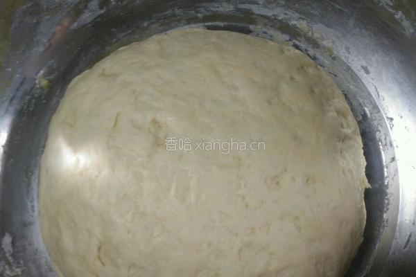 迷你版毛毛虫豆沙包的做法图解3