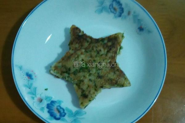 剩饭菜蛋饼的做法图解6