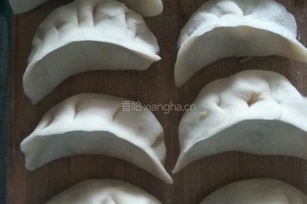 饺子……西葫芦鸡蛋洋葱馅的做法图解18