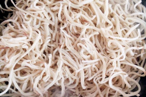 豆芽肉丝焖饼的做法图解5