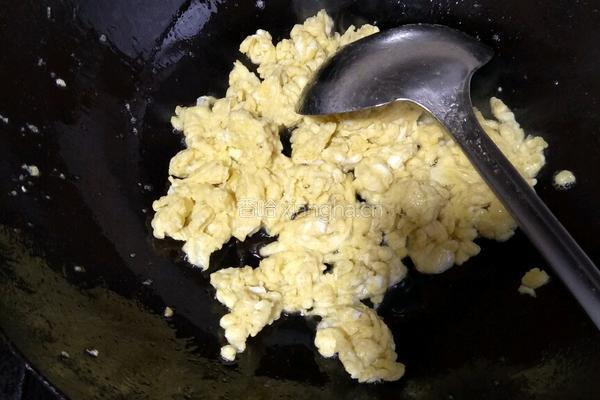 家常炒饭的做法图解3