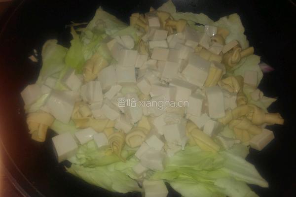 石锅鱼的做法图解4