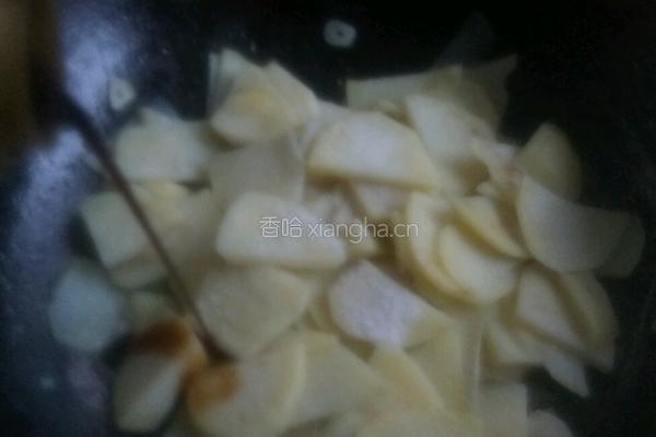 溜土豆片的做法图解5