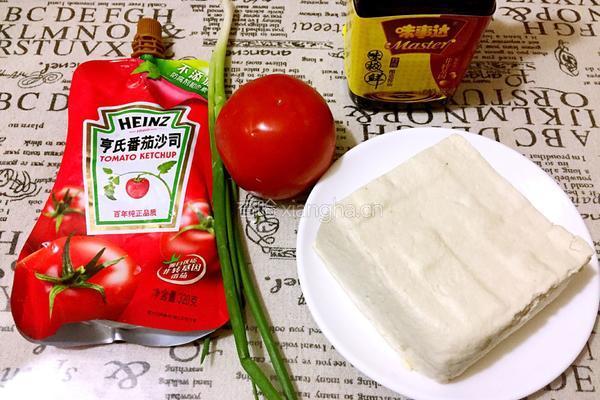 茄汁烧豆腐的做法图解1