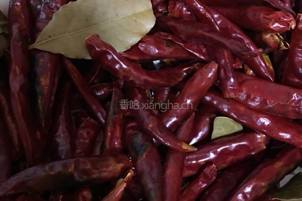 只香不辣的油泼辣子的做法图解2