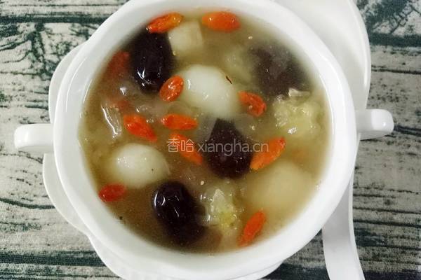 红枣银耳马蹄糖水的做法图解1