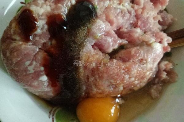 韭菜肉馅饺子的做法图解4