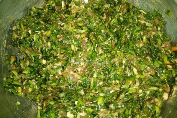 韭菜肉馅饺子的做法图解7