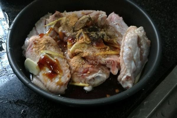 酱烧鸡翅的做法图解3
