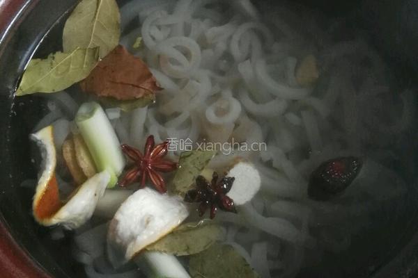 猪皮冻的做法图解7