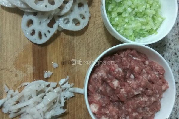 珍珠丸子的做法图解1