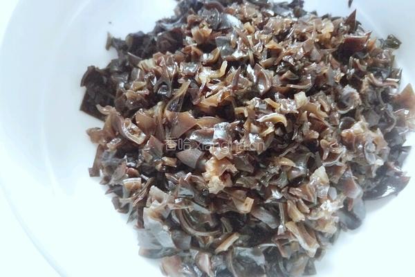 韭菜鸡蛋饺子馅的做法图解4