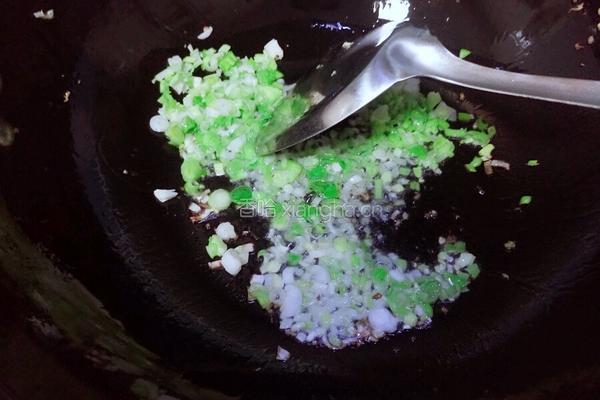 韭菜鸡蛋饺子馅的做法图解9
