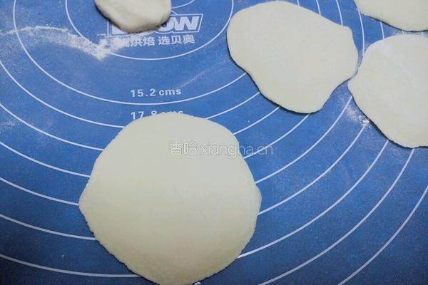 韭菜鸡蛋饺子的做法图解9