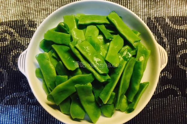 酱焖扁豆的做法图解2