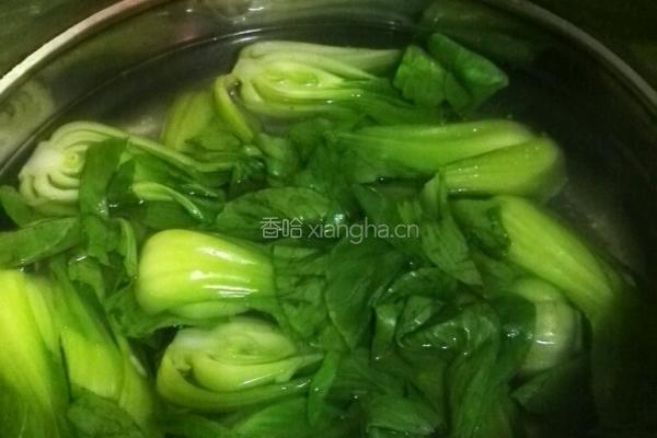 蒜蓉蚝油炒油菜的做法图解2