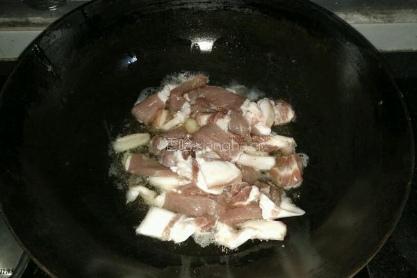 酸白菜炖白肉的做法图解4