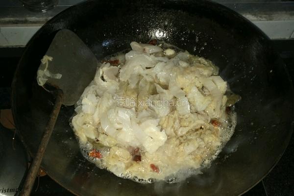 酸白菜炖白肉的做法图解7