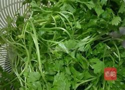 牛肉香芹饺子的做法图解5