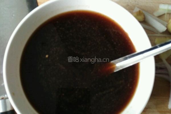 砂锅焖鱼的做法图解3