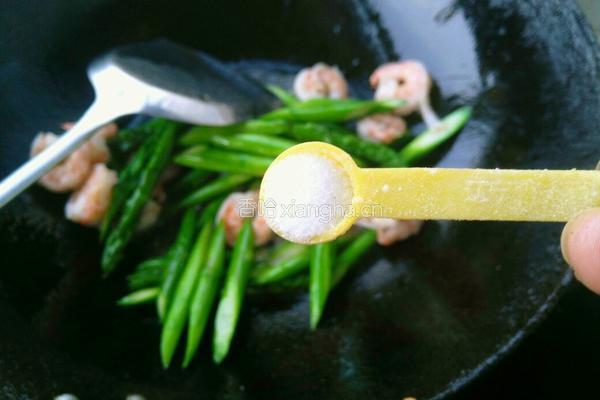 清炒芦笋虾仁的做法图解9