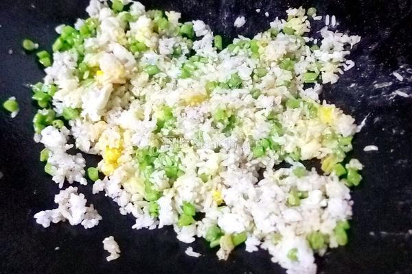 豆角鸡蛋炒饭的做法图解10